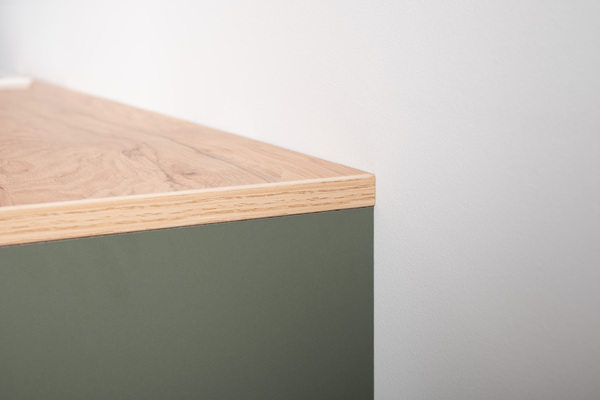 Комод Маттиас 16.245 дымчатый зеленый K521, гикори рокфорд натуральный KO86 PW, белый PE шагрень, фотопечать